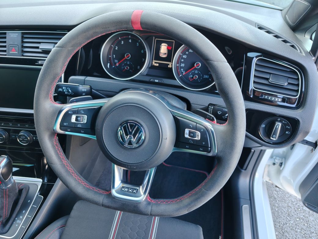 2016 Volkswagen Golf