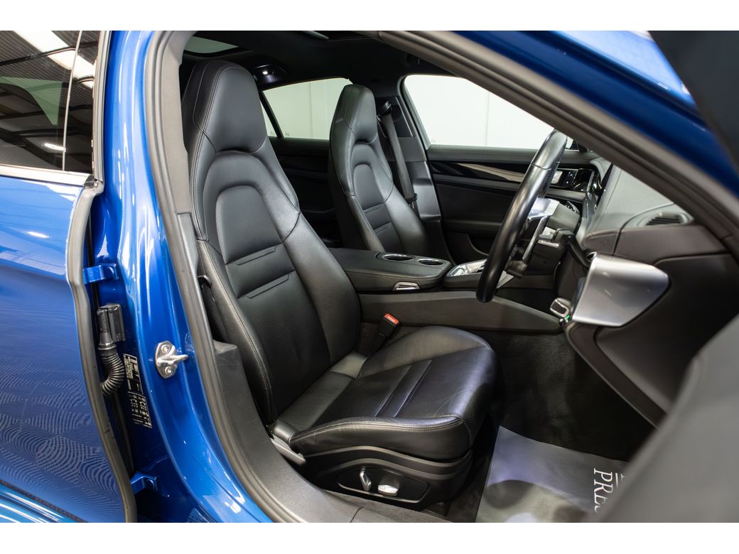 2018 Porsche Panamera