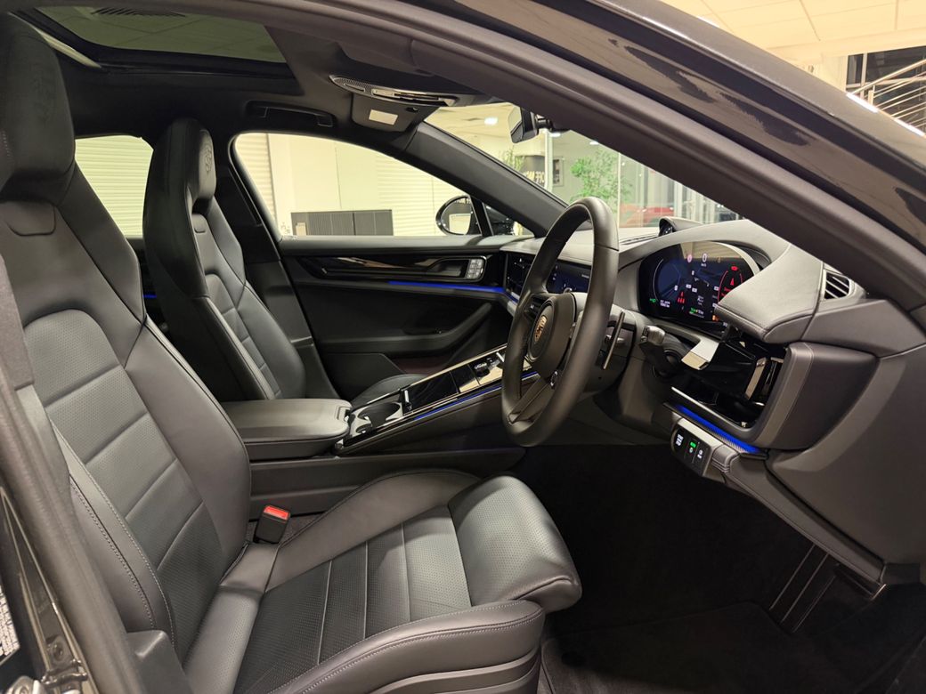 2025 Porsche Panamera