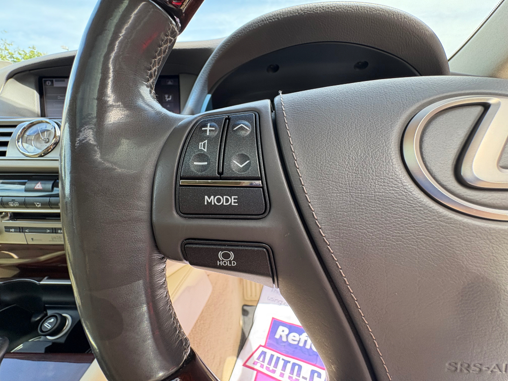2015 Lexus LS