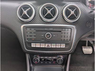 2017 Mercedes-Benz A 180