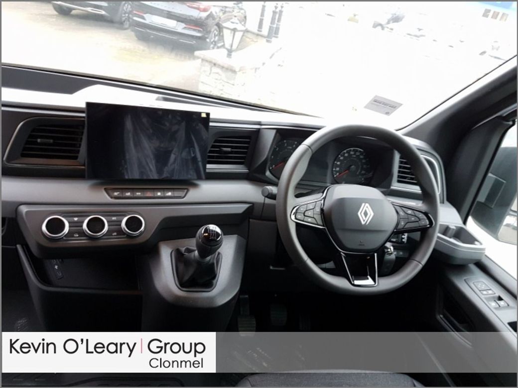 2025 Renault Master