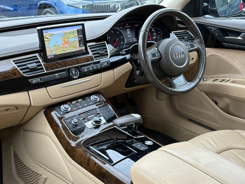 2016 Audi A8
