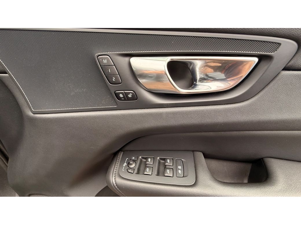 2023 Volvo XC60