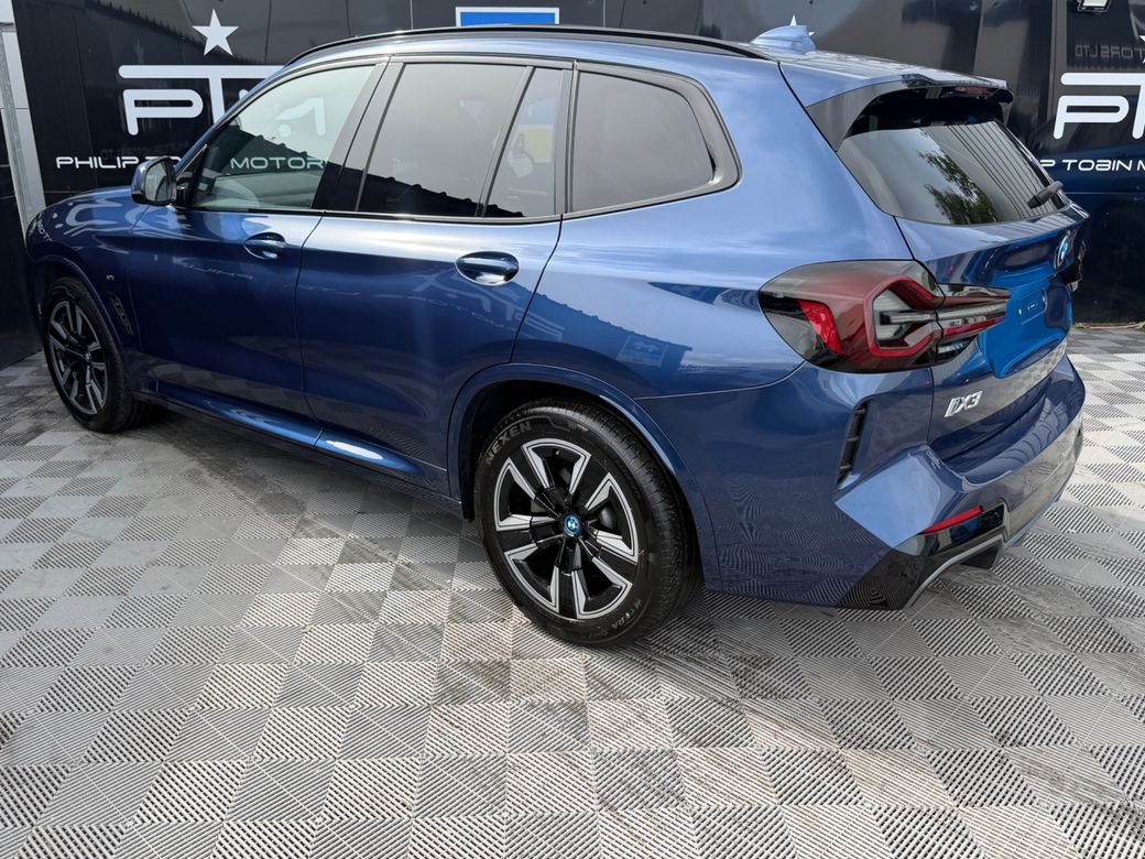 2024 BMW iX3