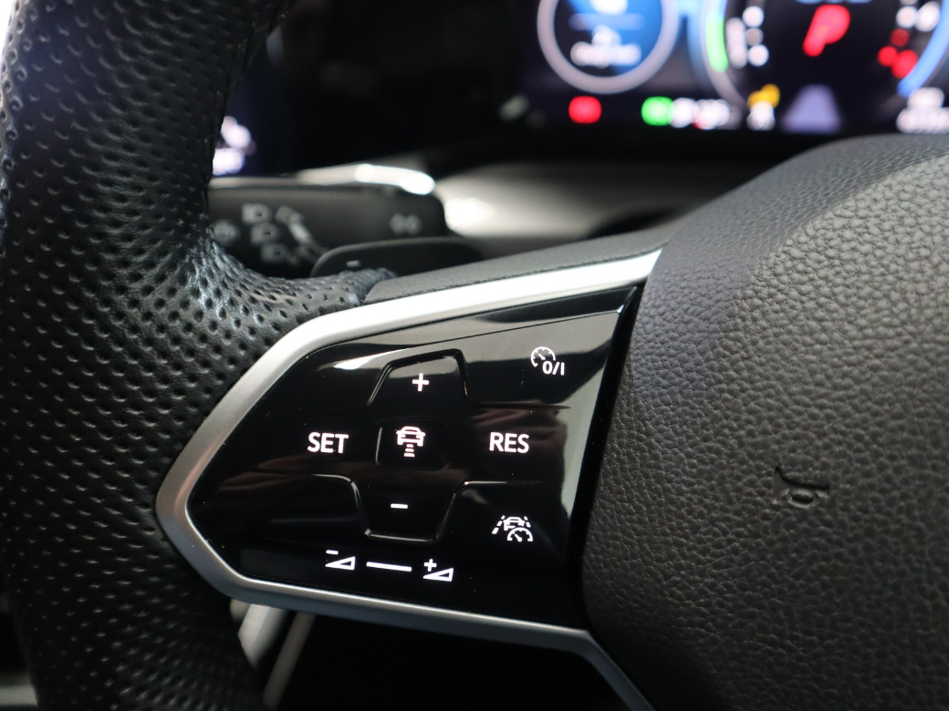 2023 Volkswagen Golf