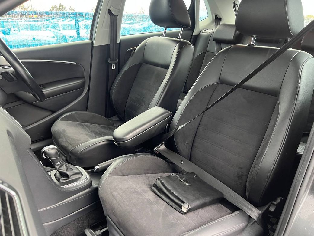 2017 Volkswagen Polo