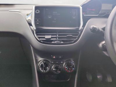 2015 Peugeot 208