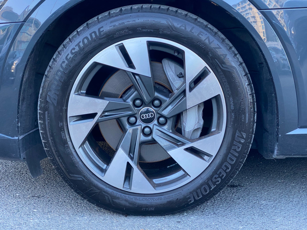2024 Audi Q8 e-tron
