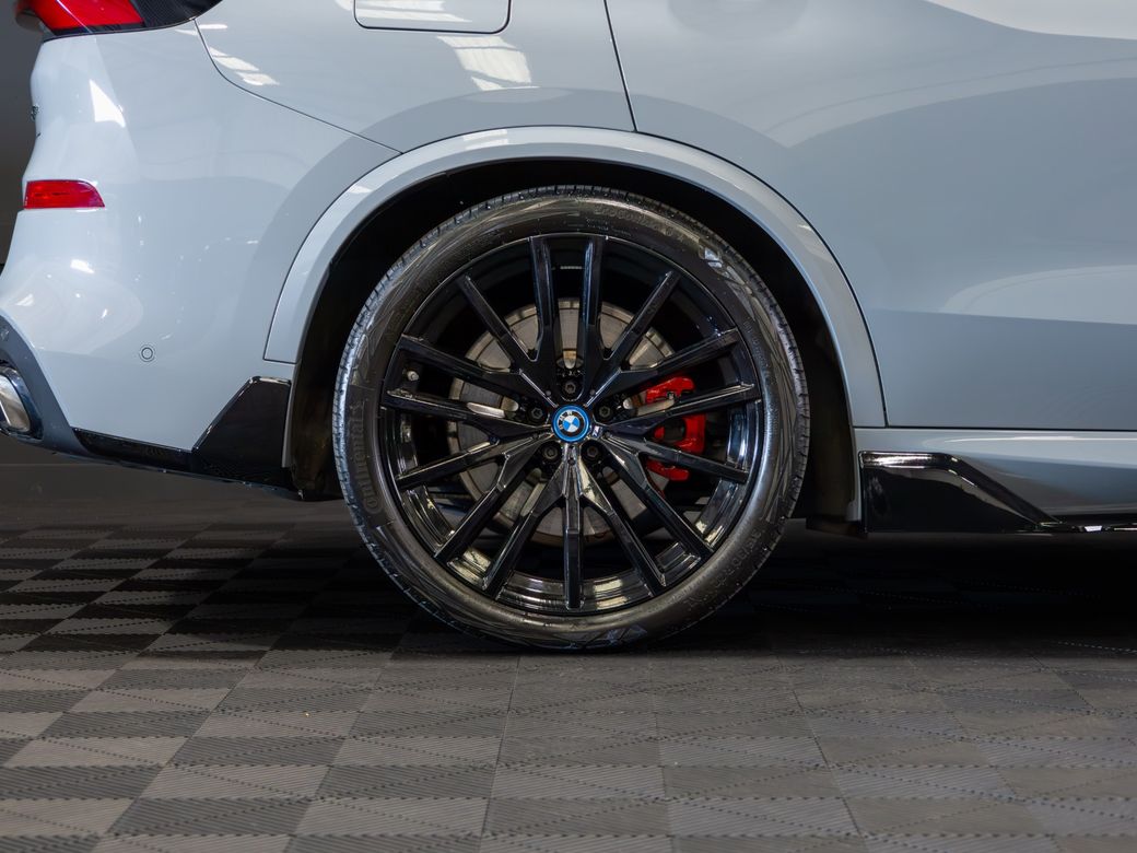 2025 BMW X5
