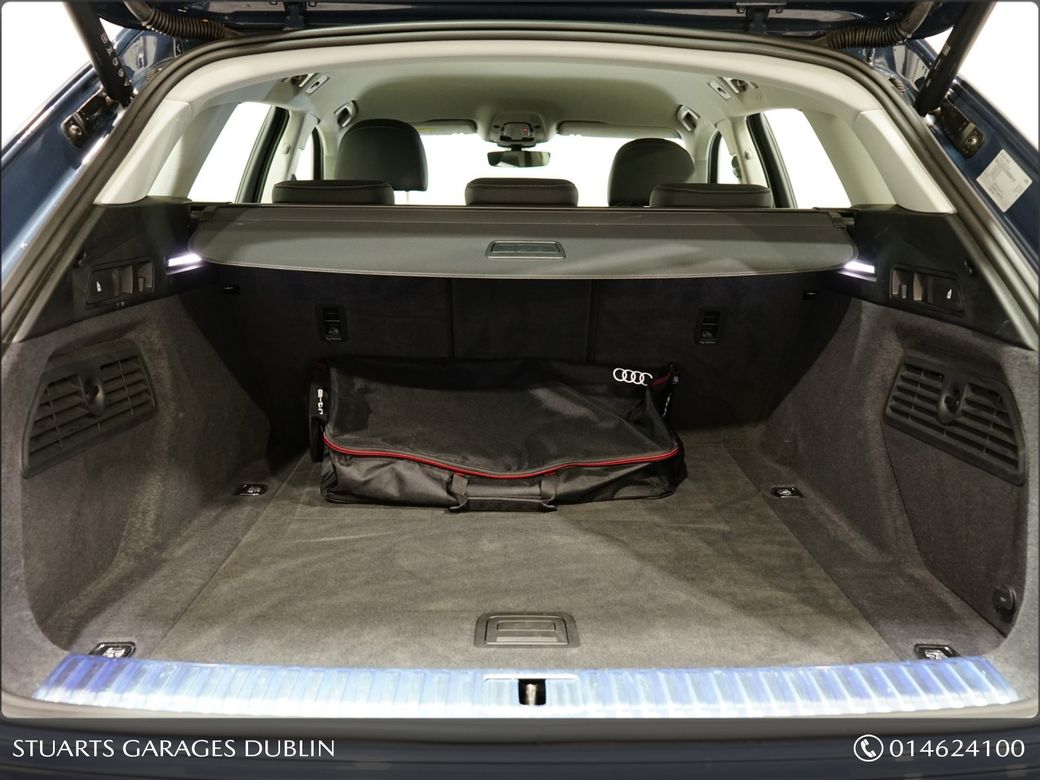 2024 Audi Q8 e-tron