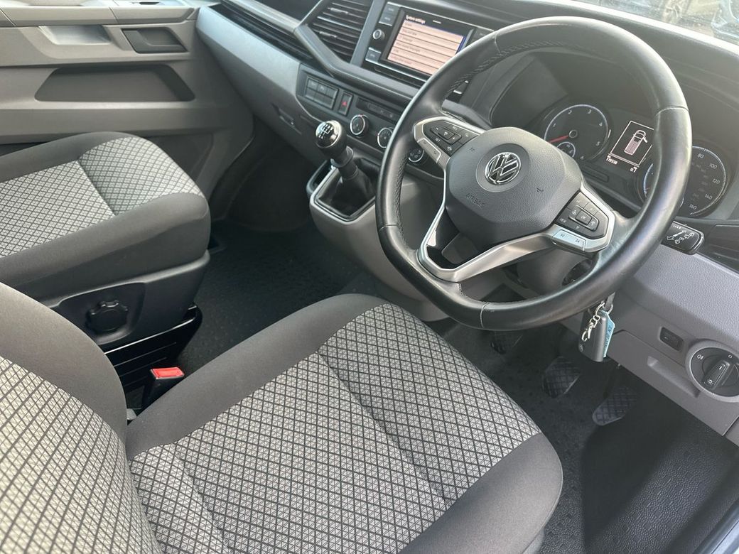 2020 Volkswagen Shuttle