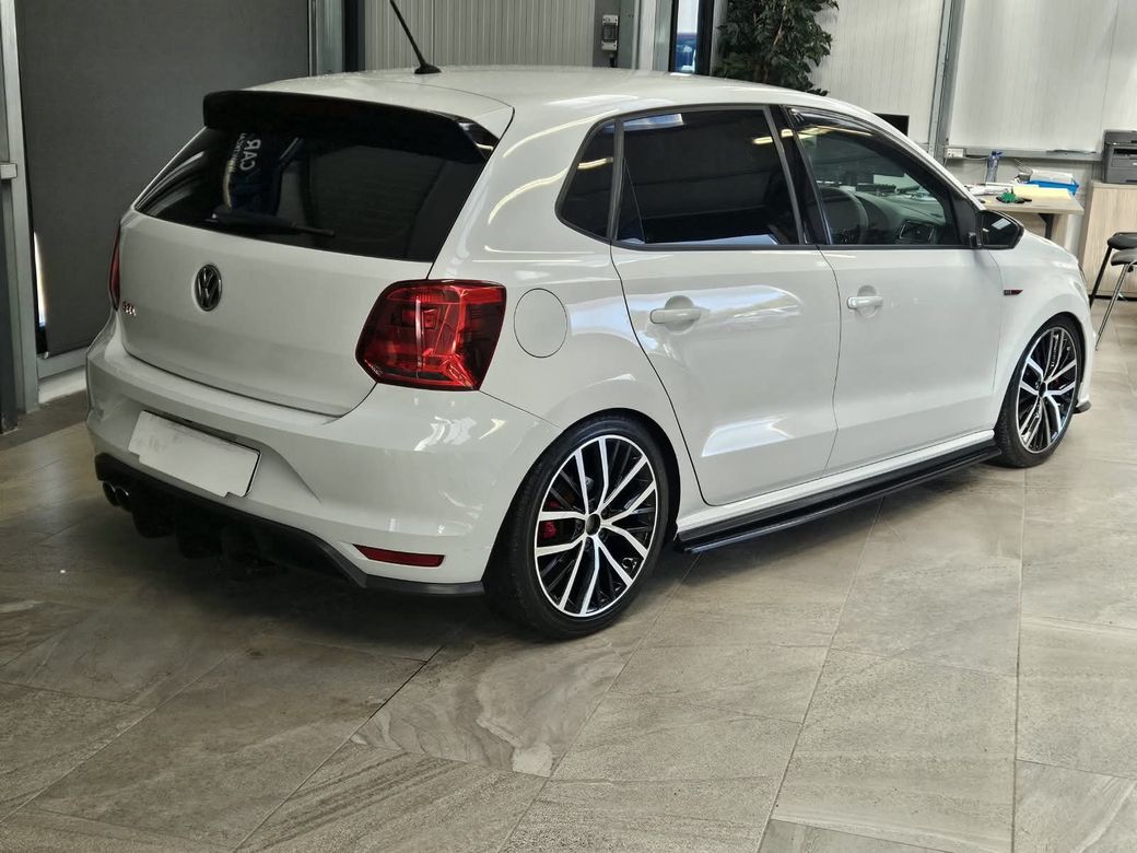 2015 Volkswagen Polo
