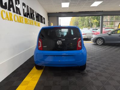 2015 Volkswagen up!