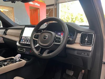 2025 Volvo XC90