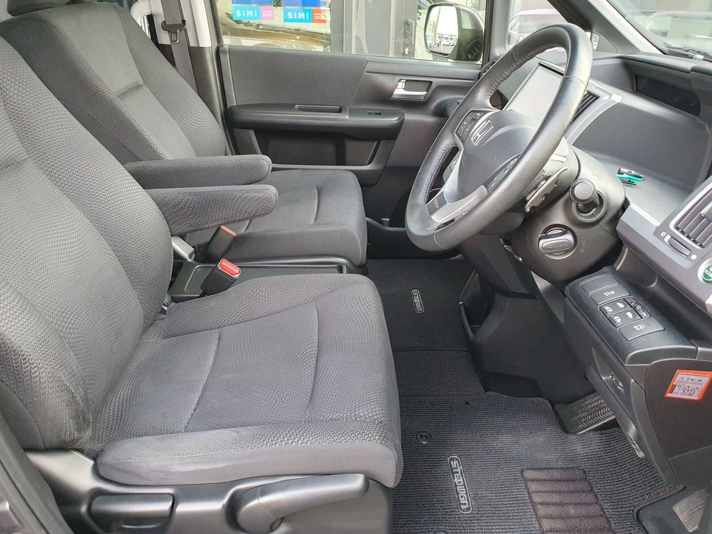 2015 Honda Stepwagon