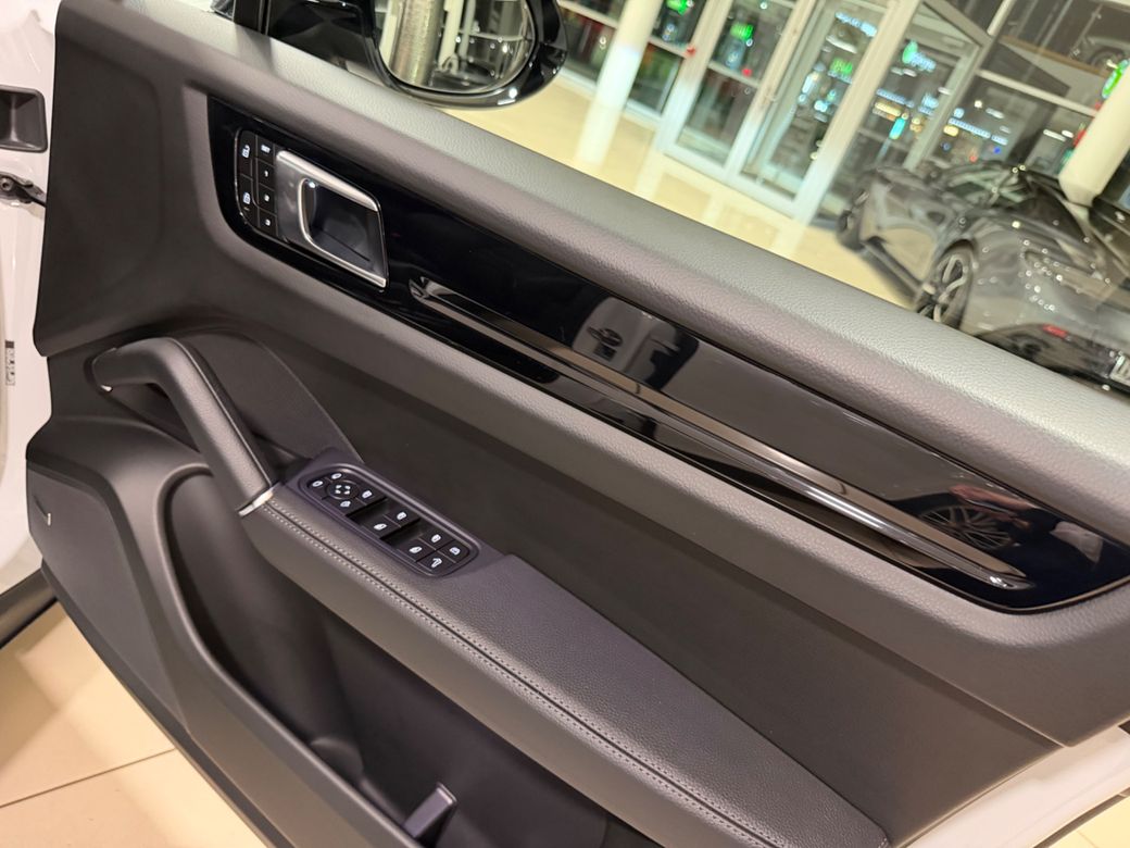 2022 Porsche Cayenne