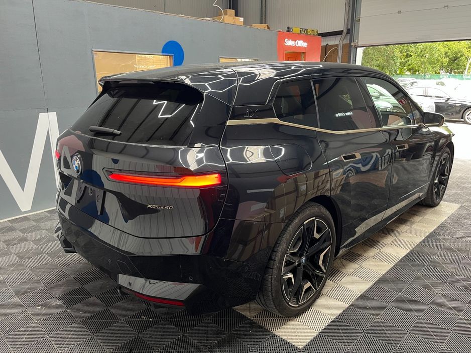 2022 BMW iX