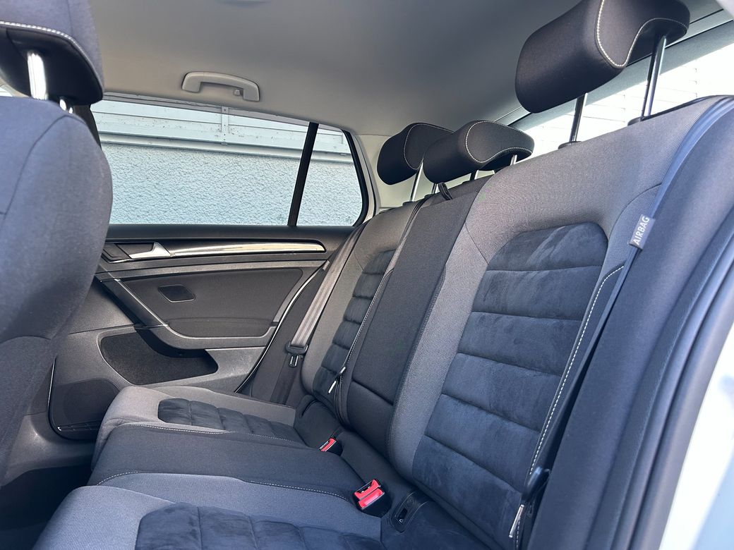 2016 Volkswagen Golf