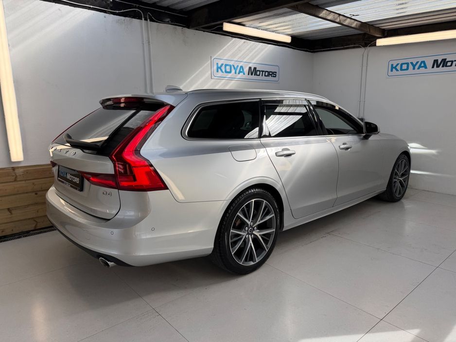 2019 Volvo V90