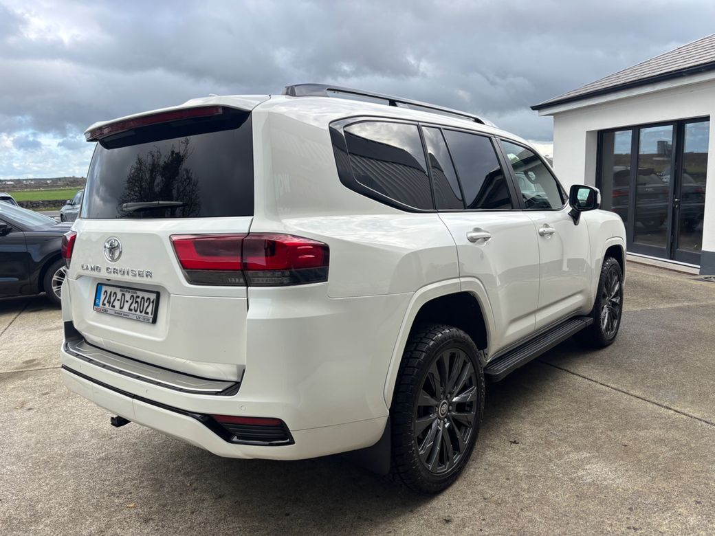 2024 Toyota Landcruiser