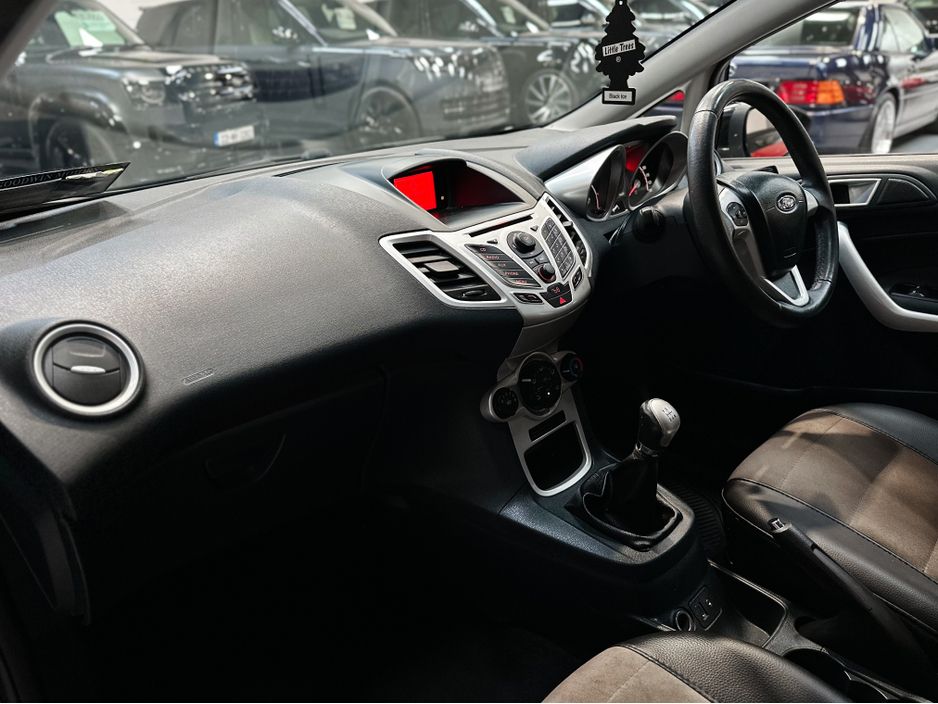 2012 Ford Fiesta