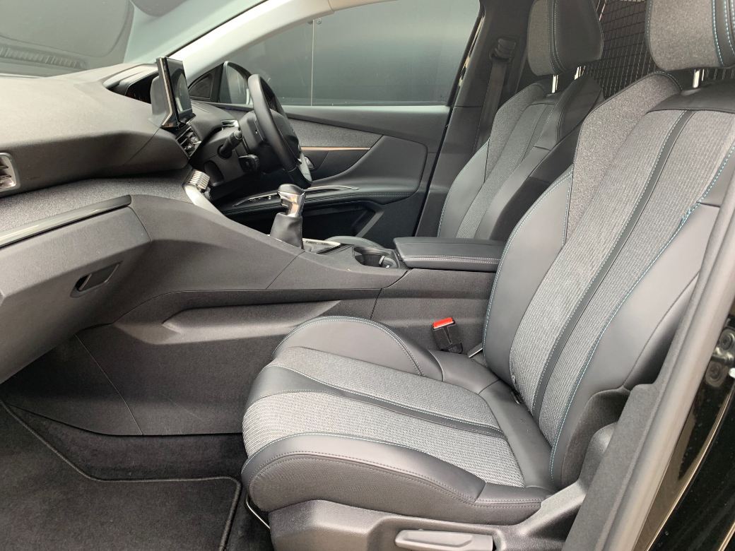 2022 Peugeot 3008