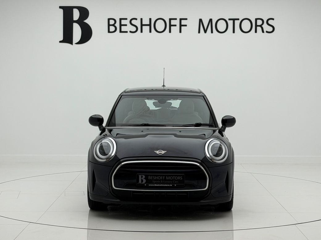 2022 Mini Hatch