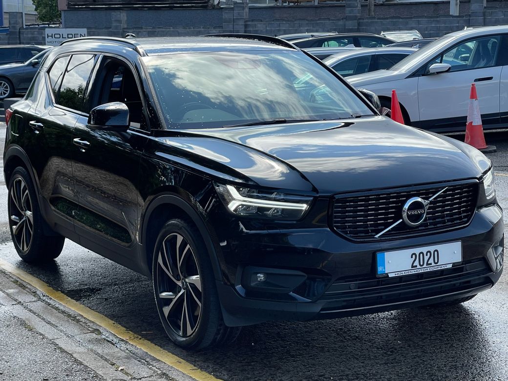 2020 Volvo XC40