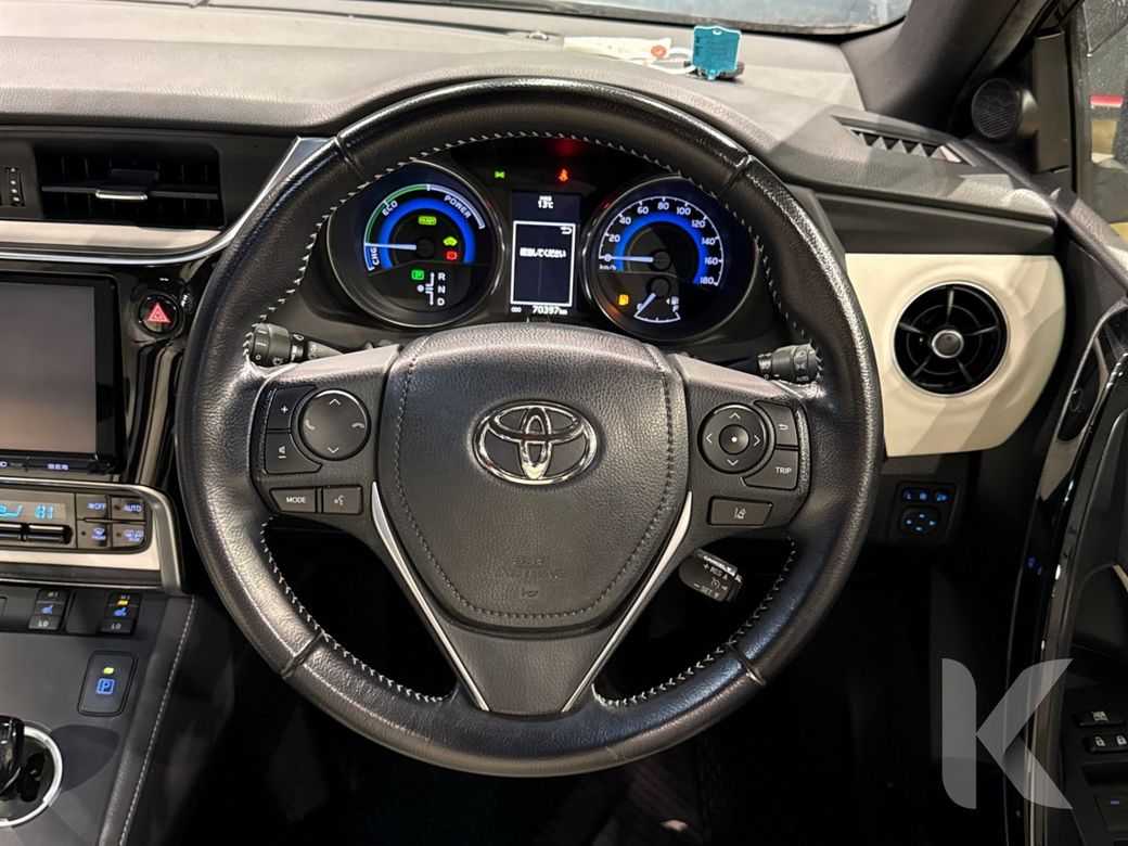 2016 Toyota Auris