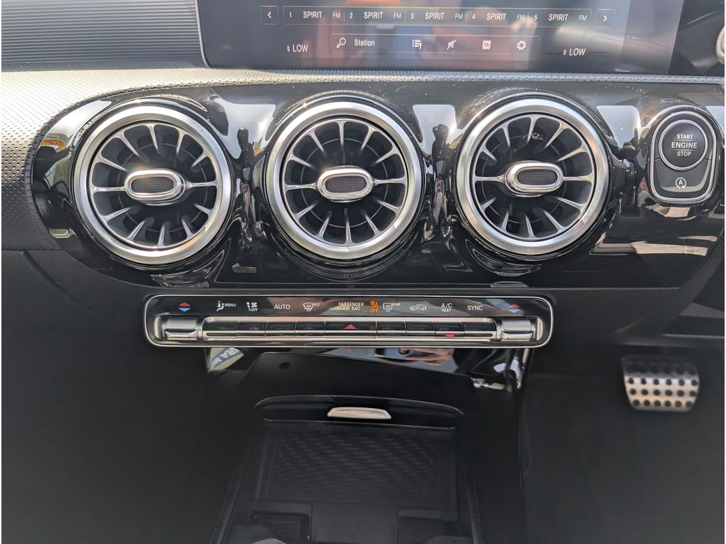 2020 Mercedes-Benz A 200
