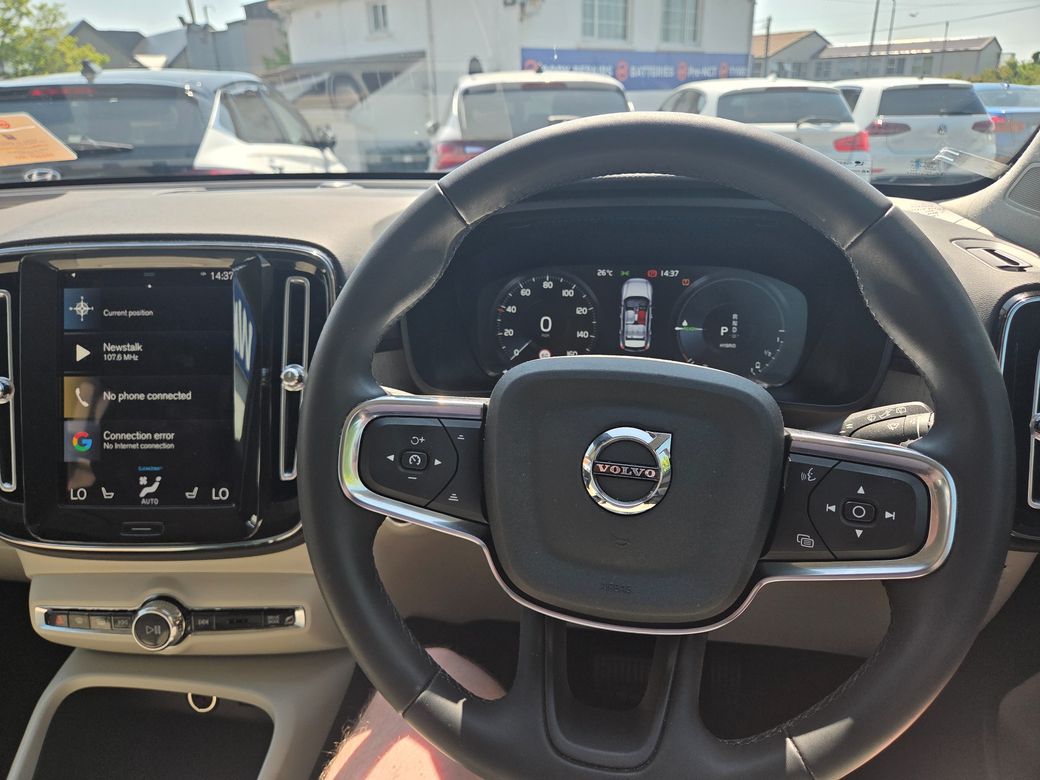 2022 Volvo XC40