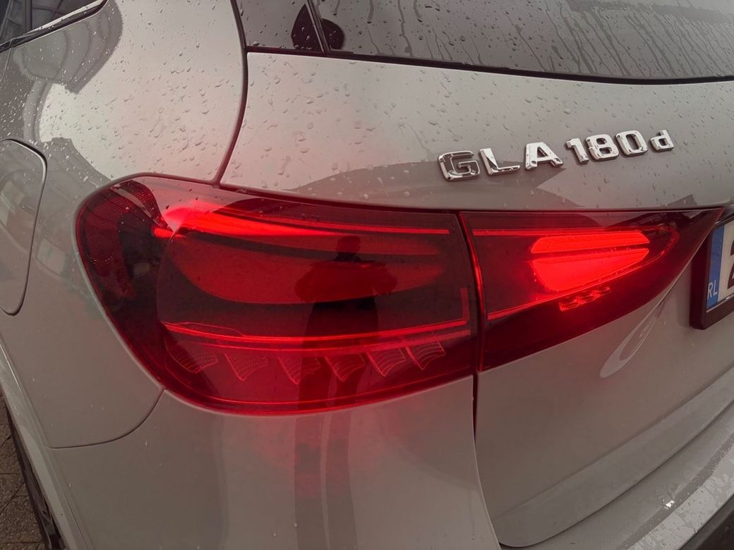 2025 Mercedes-Benz GLA Class