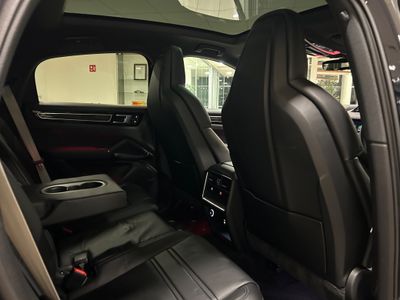 2023 Porsche Cayenne