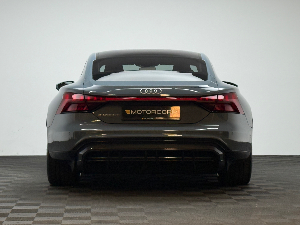 2024 Audi e-tron GT