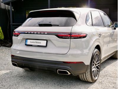 2022 Porsche Cayenne