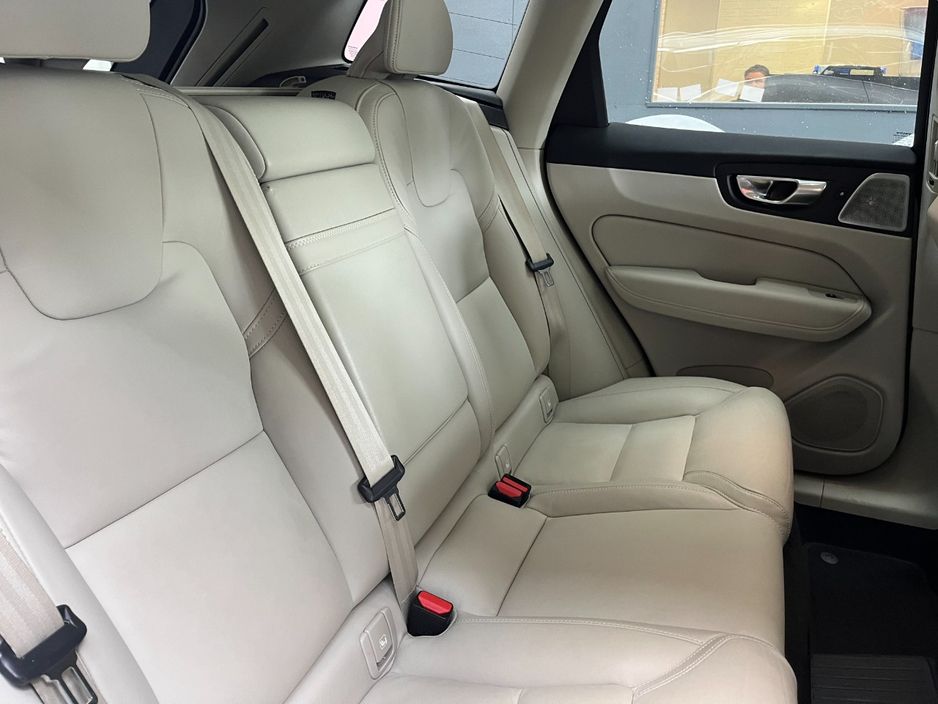 2021 Volvo XC60