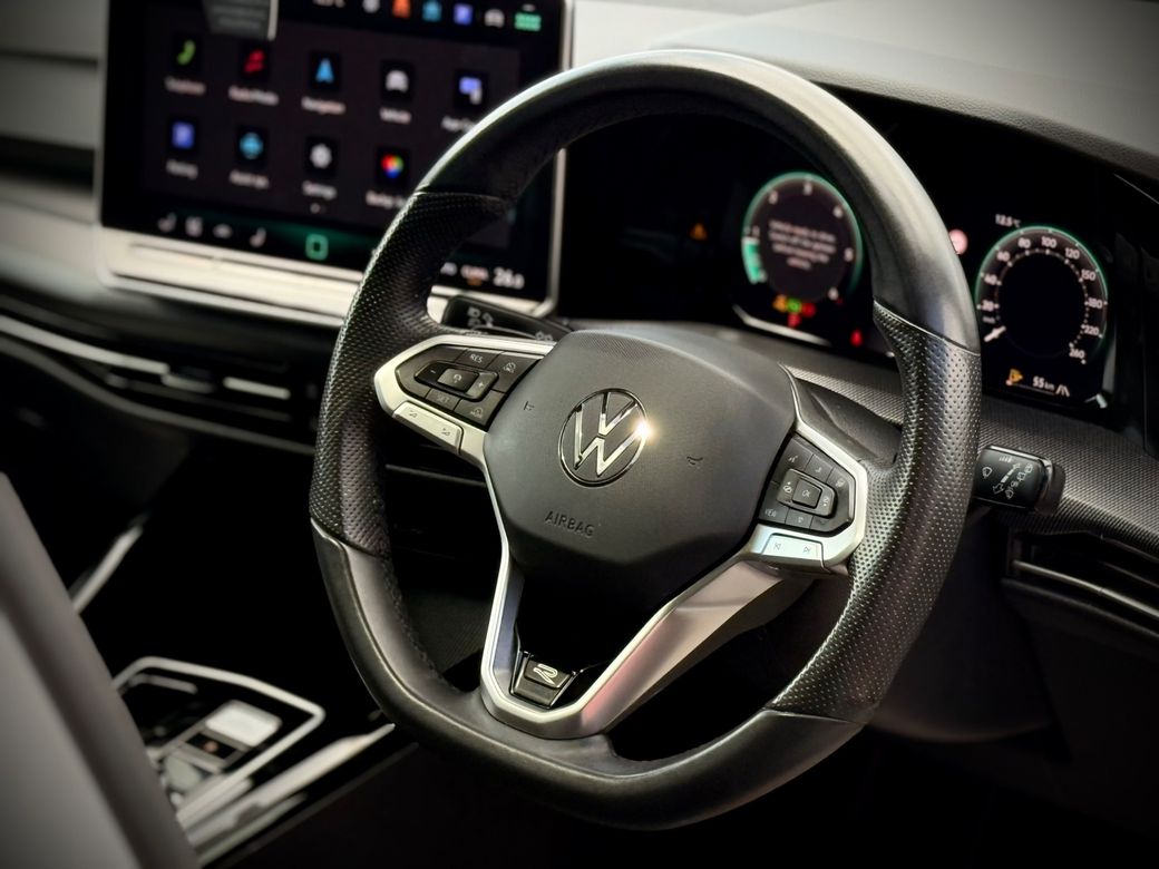 2025 Volkswagen Golf