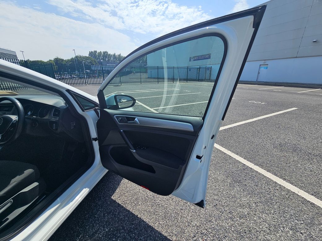2017 Volkswagen Golf