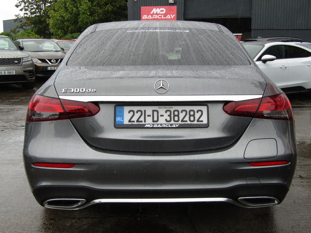 2022 Mercedes-Benz E 300