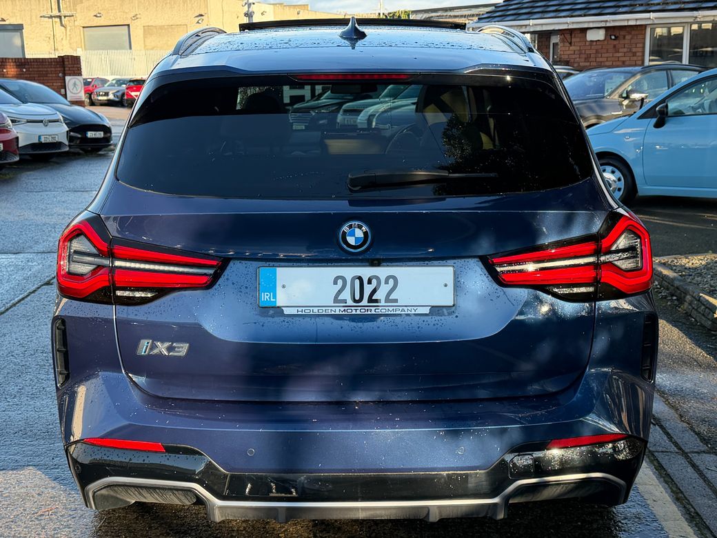 2022 BMW iX3