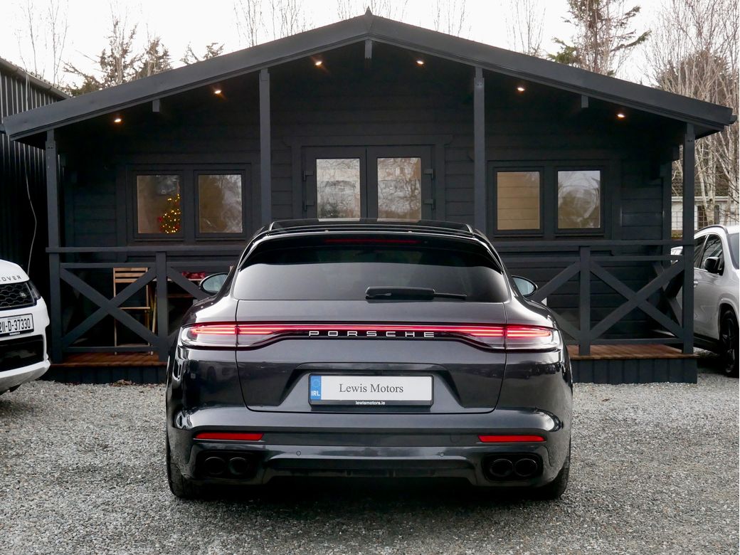 2023 Porsche Panamera