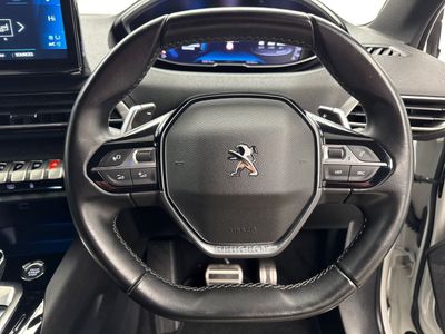 2023 Peugeot 5008