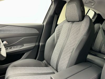 2025 Peugeot 408