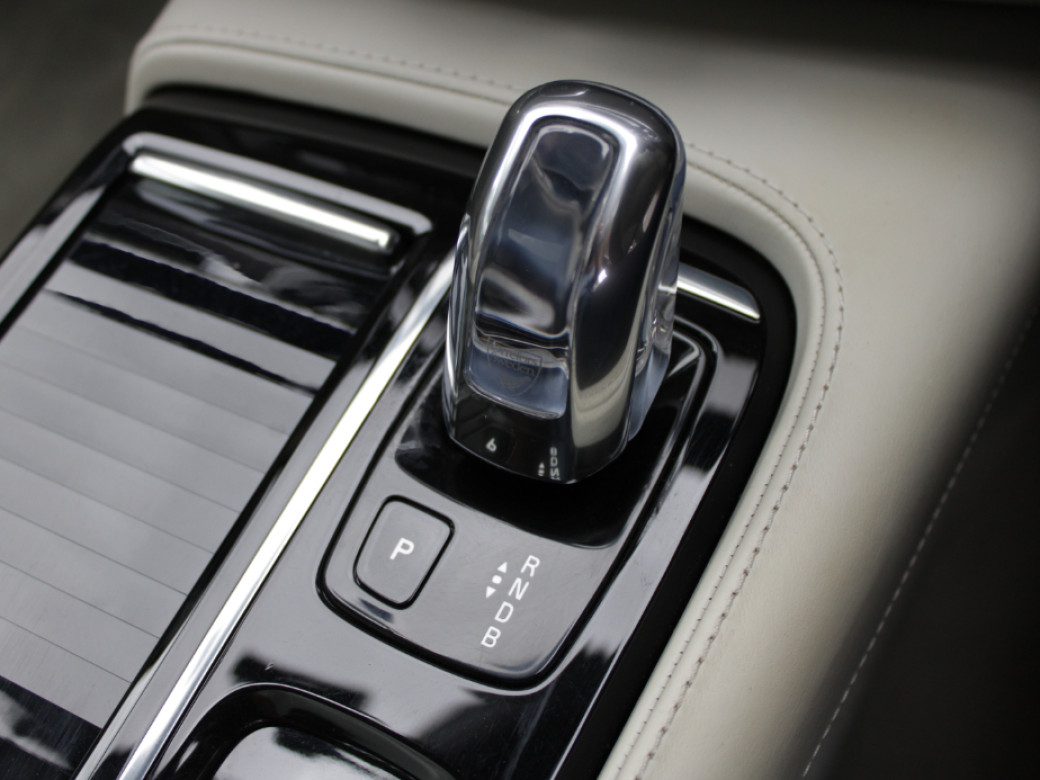 2019 Volvo V90