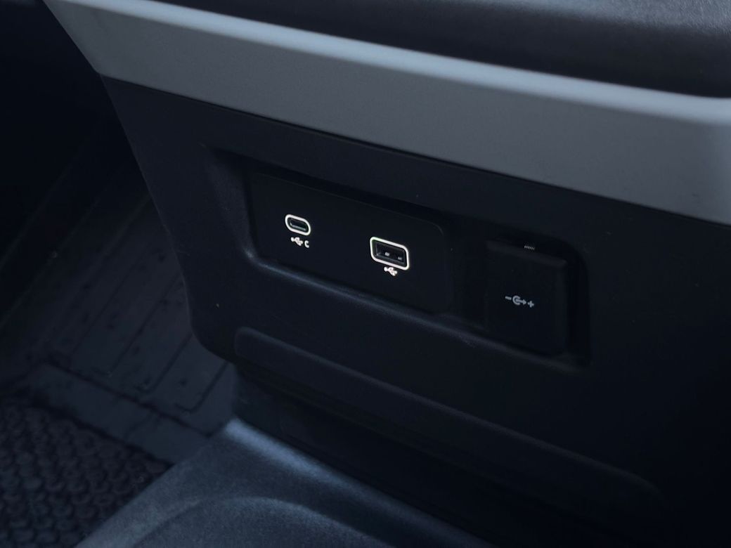 2024 Land Rover Defender