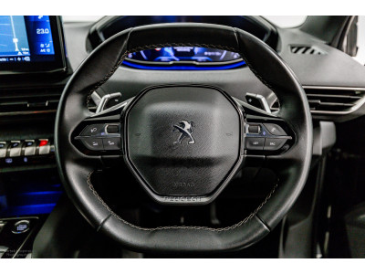 2023 Peugeot 5008