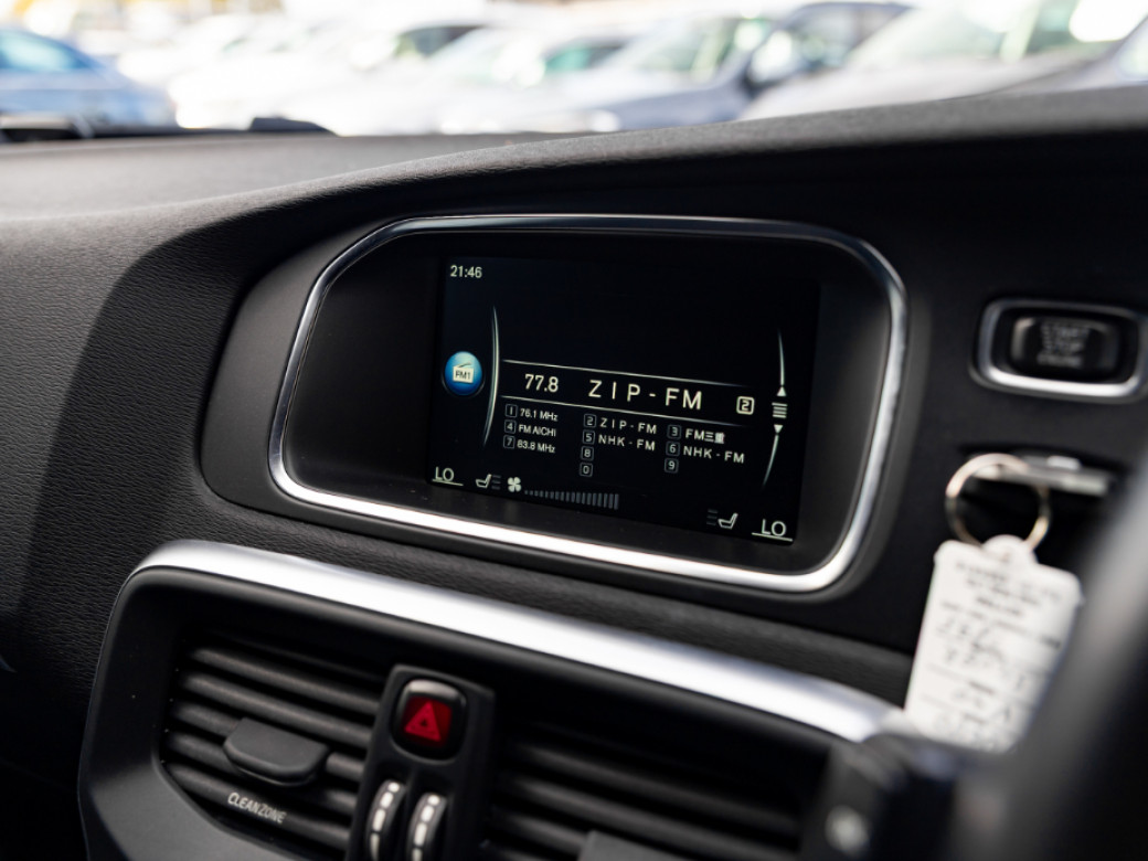2017 Volvo V40