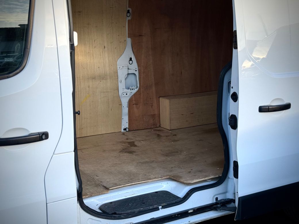 2023 Renault Trafic