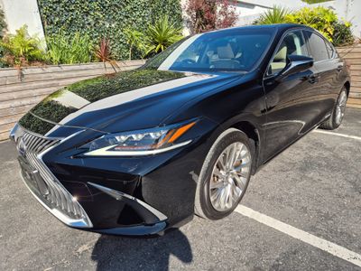 2021 Lexus ES 300h